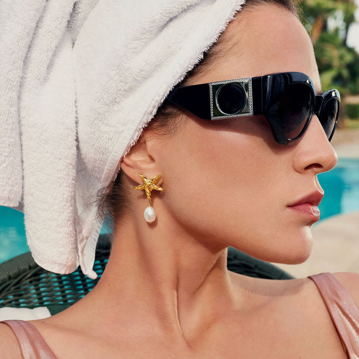 Five-pointed Star Pearl Earrings